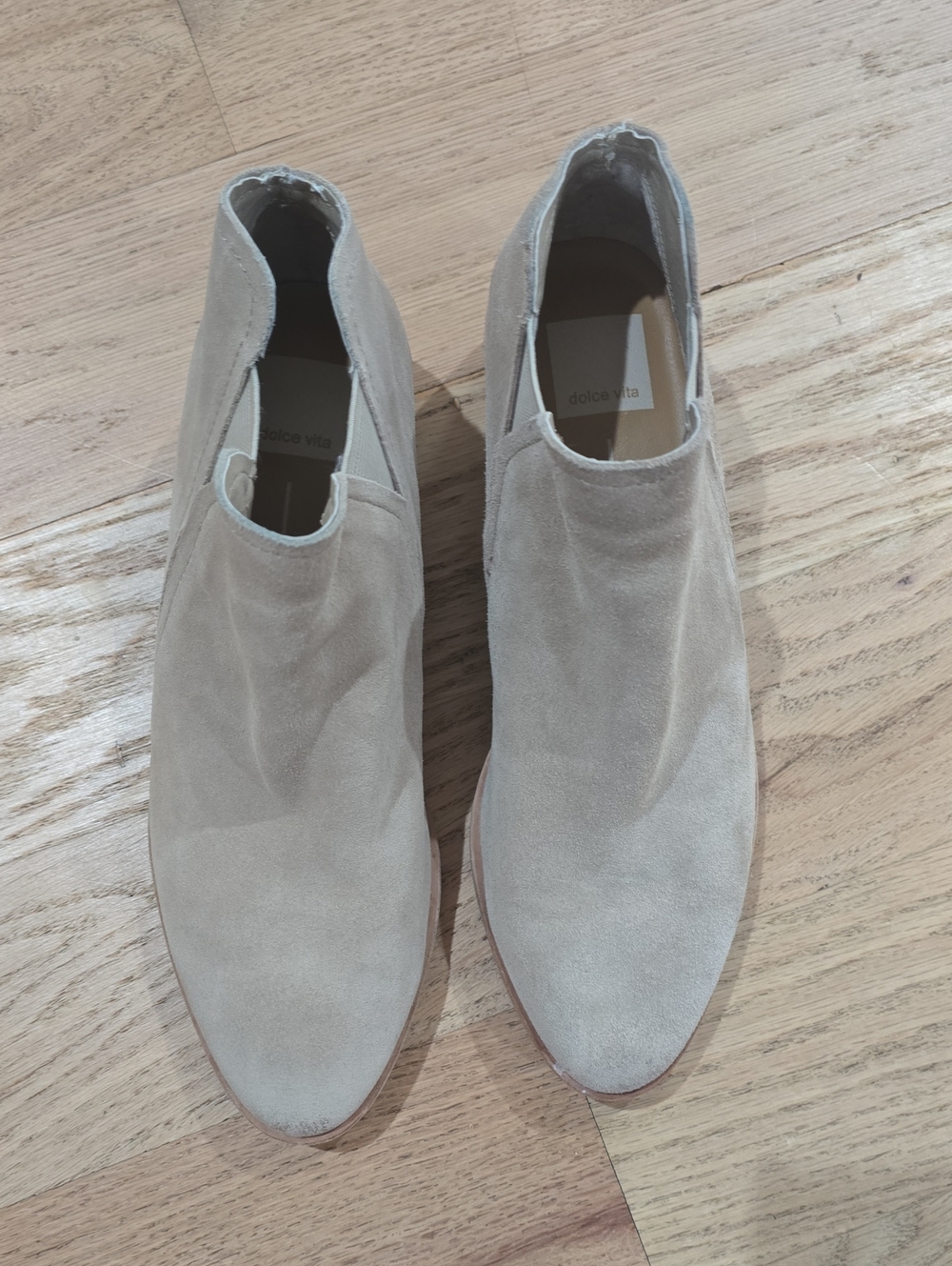 Dolce vita womens size 8 stretch tan ankle booties pull on